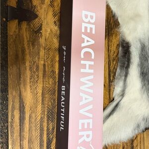 Beachwaver Pink Hair Tool